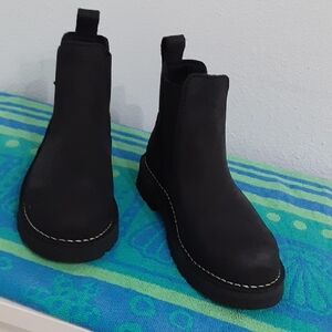 Danner  Black Boots Women's Size 7.5 New  Never  Worn